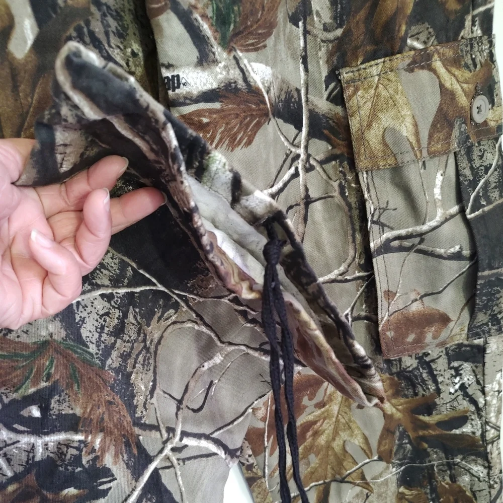 RealTree Camouflage Cargo Pants with Drawstring Leg Opening - Picture 5 of 8